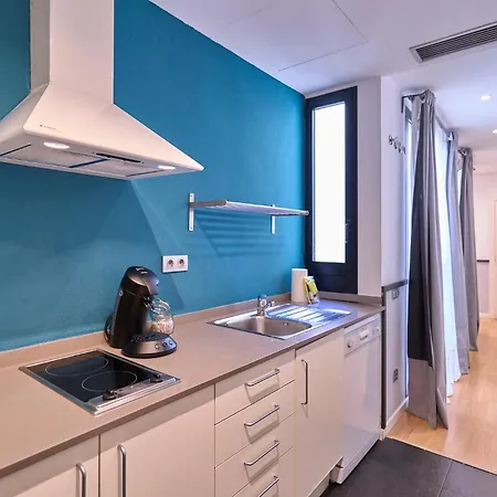 Apartmán Liceu By Gaiarooms